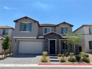10001 Birch Knoll Avenue, Las Vegas, NV 89166