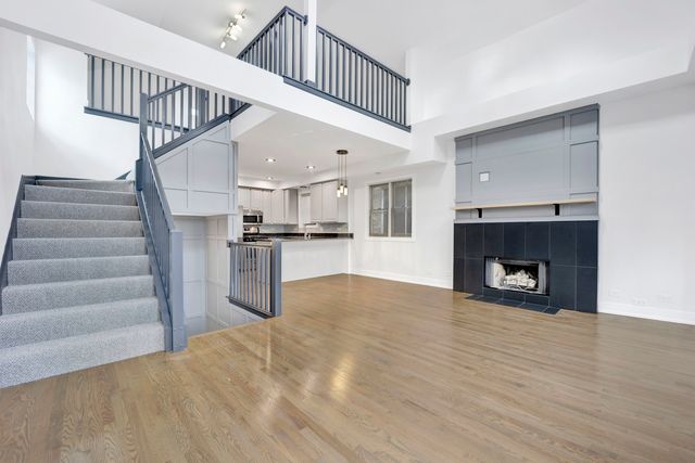 3316 N Damen Avenue 3, Chicago, IL 60618
