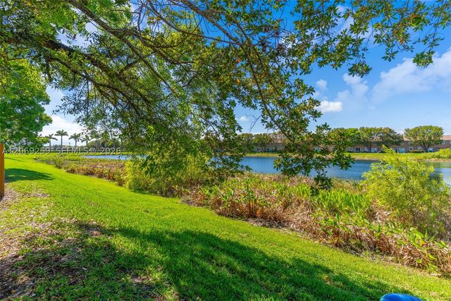 2583 SE 13th Ct, Homestead, FL 33035