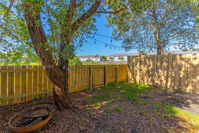 2583 SE 13th Ct, Homestead, FL 33035