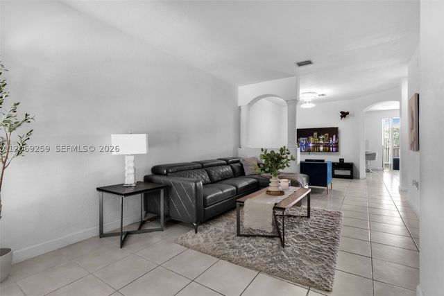 2583 SE 13th Ct, Homestead, FL 33035