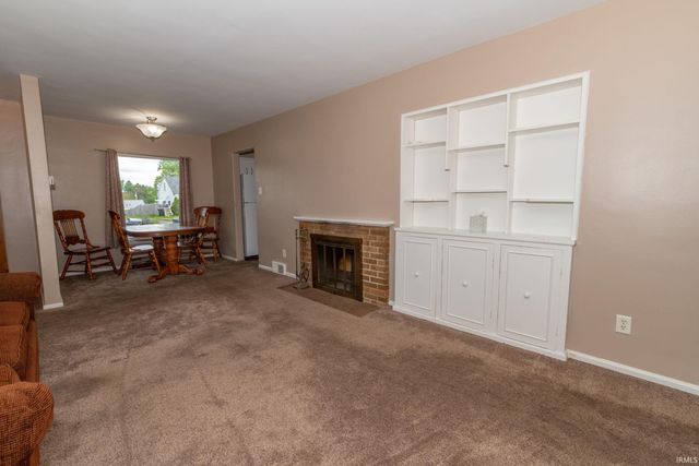 1922 E Fox Street, South Bend, IN 46613