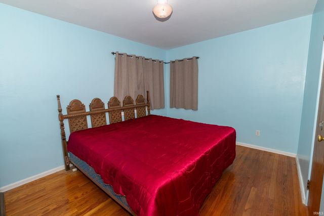 1922 E Fox Street, South Bend, IN 46613