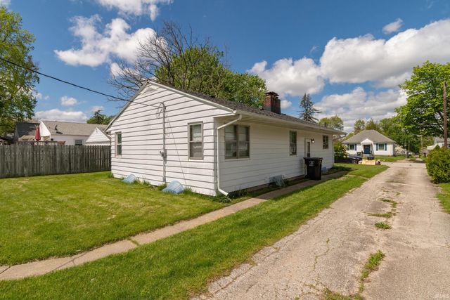 1922 E Fox Street, South Bend, IN 46613