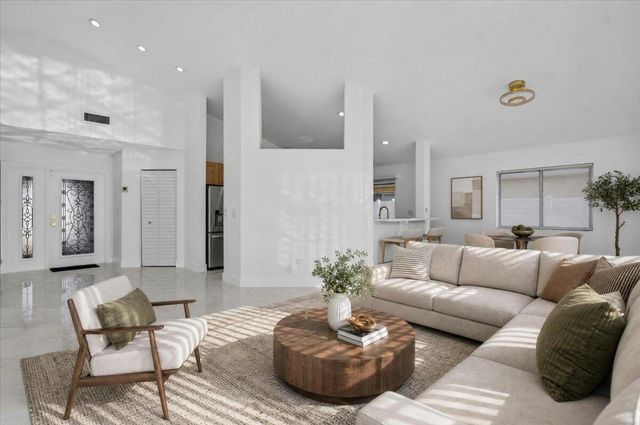 3090 Thames Way, Miramar, FL 33025