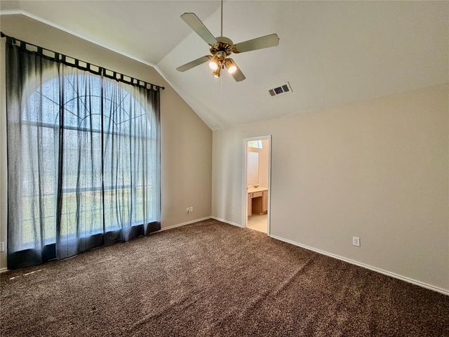 1302 Old Knoll Drive, Wylie, TX 75098