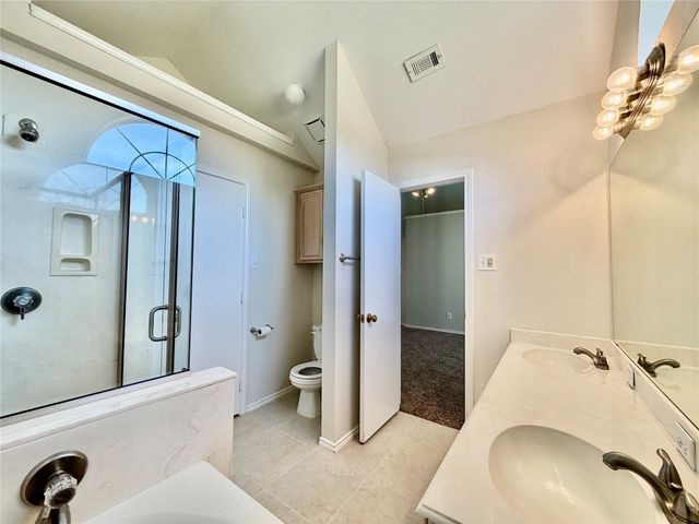 1302 Old Knoll Drive, Wylie, TX 75098