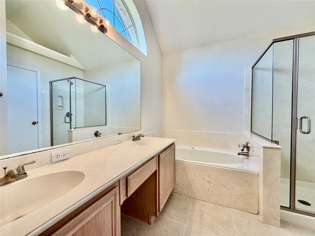 1302 Old Knoll Drive, Wylie, TX 75098