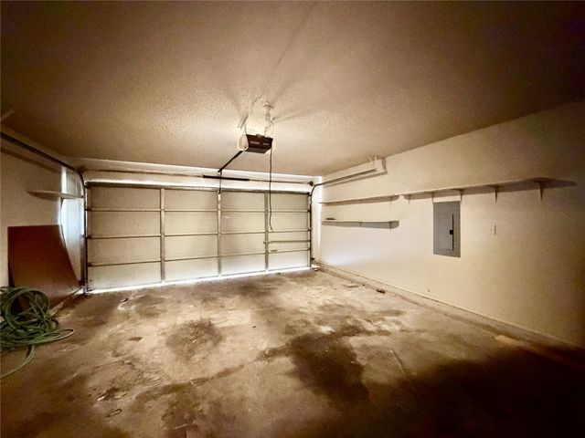 1302 Old Knoll Drive, Wylie, TX 75098