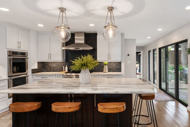 6401 Hidden Cove Drive, Dallas, TX 75248