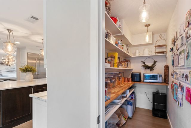 6401 Hidden Cove Drive, Dallas, TX 75248