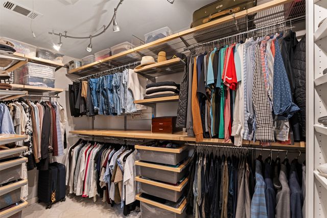 6401 Hidden Cove Drive, Dallas, TX 75248