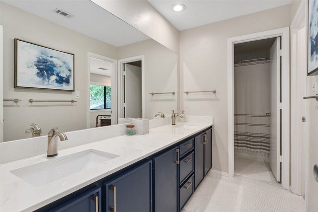 6401 Hidden Cove Drive, Dallas, TX 75248