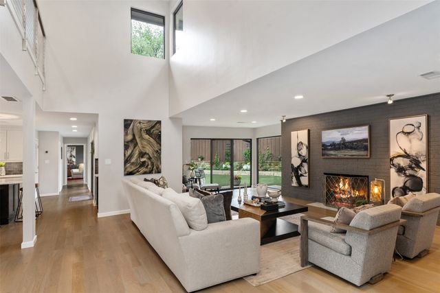 6401 Hidden Cove Drive, Dallas, TX 75248