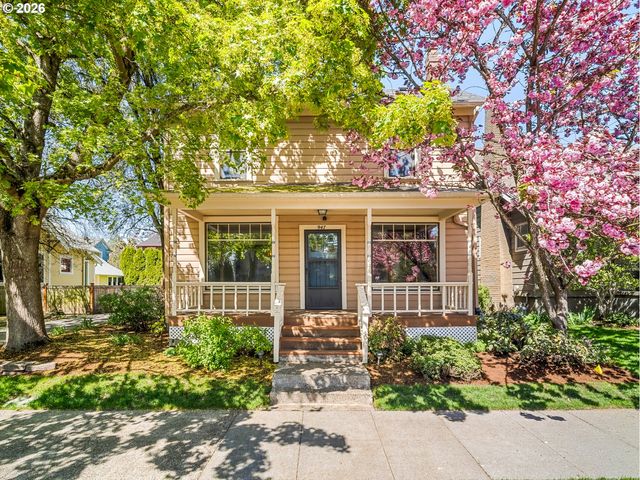 947 Se SPOKANE St Se, Portland, OR 97202