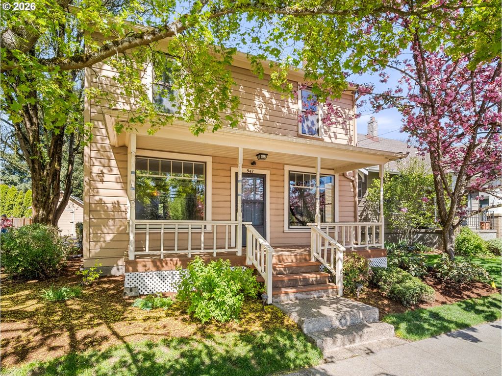 947 Se SPOKANE St Se, Portland, OR 97202