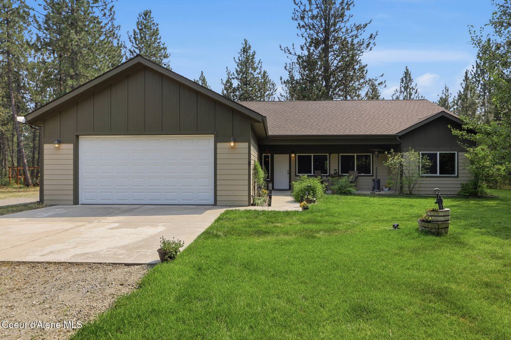 3106 E Obadiah Ct, Athol, ID 83801