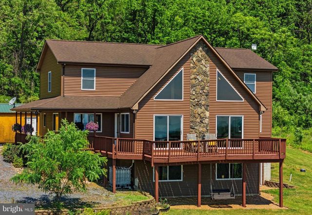 384 LINDAMOOD LN, Strasburg, VA 22641