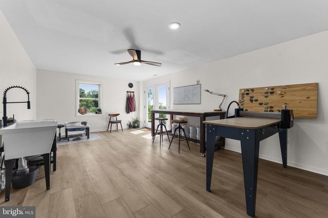 384 LINDAMOOD LN, Strasburg, VA 22641