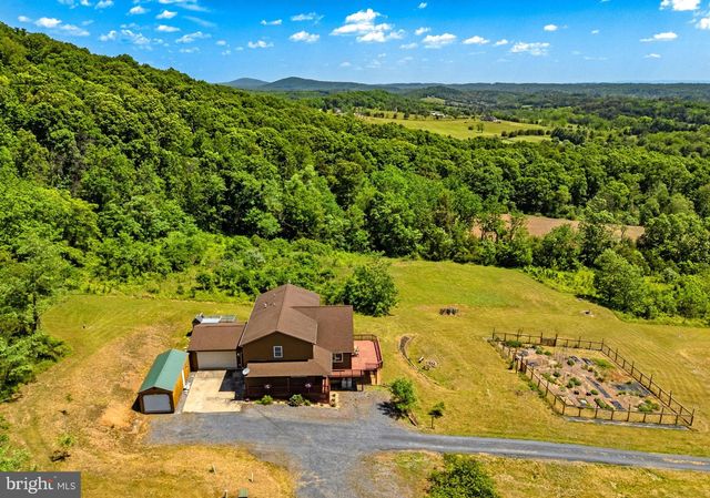 384 LINDAMOOD LN, Strasburg, VA 22641