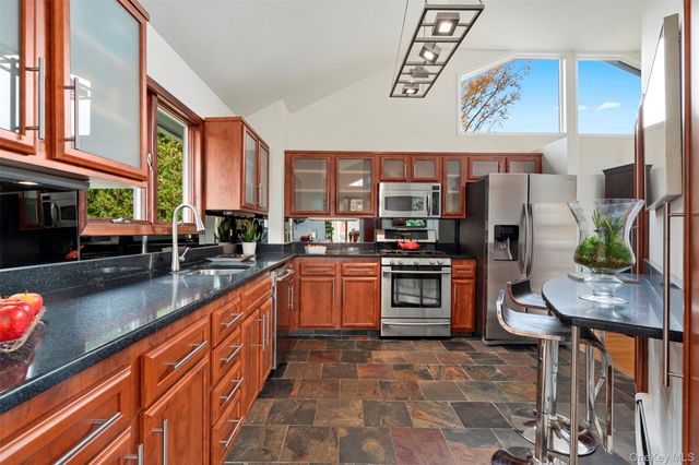 21 Hartz Terrace, Piermont, NY 10968