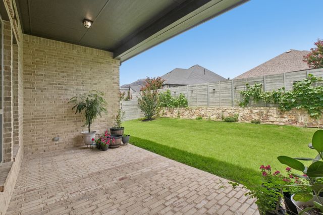 1816 LONGSPUR Drive, Argyle, TX 76226