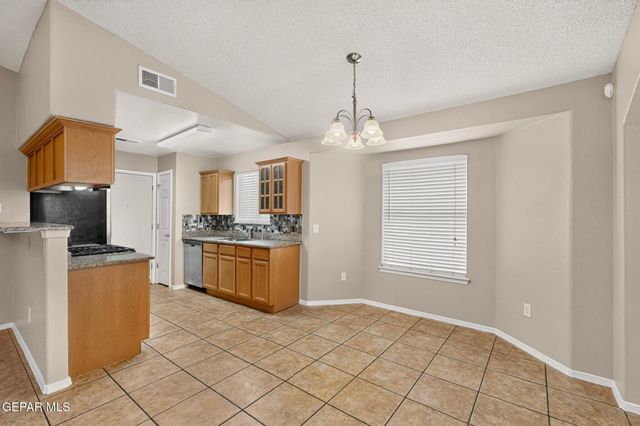 4040 TIERRA VENADO Drive, El Paso, TX 79938