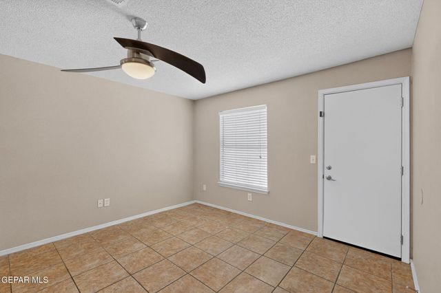 4040 TIERRA VENADO Drive, El Paso, TX 79938
