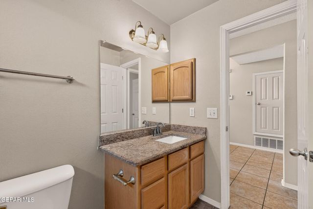4040 TIERRA VENADO Drive, El Paso, TX 79938