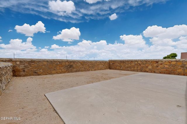 4040 TIERRA VENADO Drive, El Paso, TX 79938