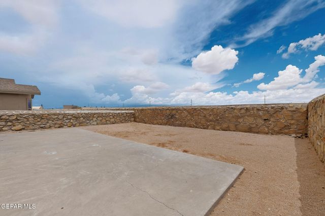 4040 TIERRA VENADO Drive, El Paso, TX 79938