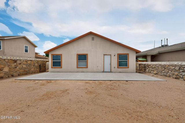 4040 TIERRA VENADO Drive, El Paso, TX 79938