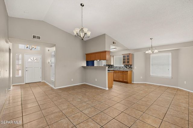 4040 TIERRA VENADO Drive, El Paso, TX 79938