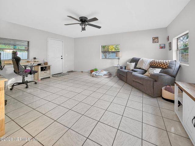 7252 OLD KINGS Road S, Jacksonville, FL 32217