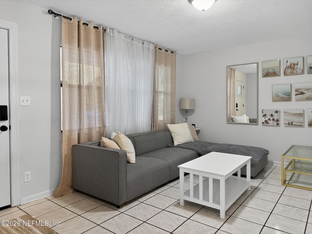 7252 OLD KINGS Road S, Jacksonville, FL 32217