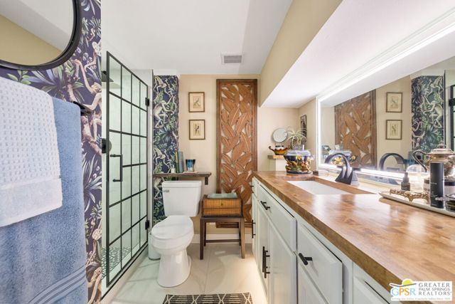 575 S Calle Ajo, Palm Springs, CA 92264