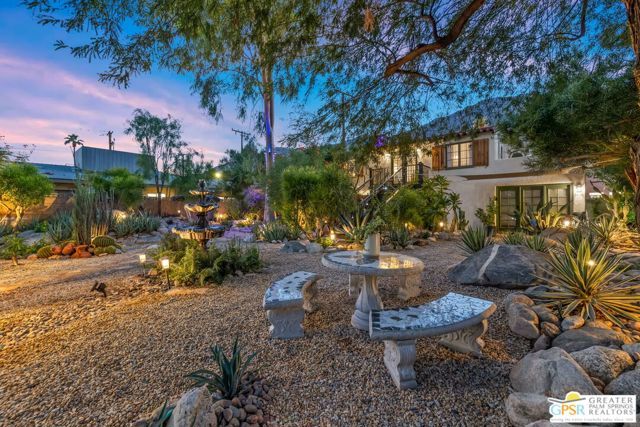 575 S Calle Ajo, Palm Springs, CA 92264