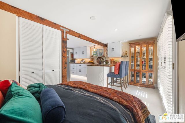 575 S Calle Ajo, Palm Springs, CA 92264