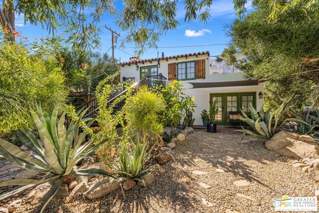 575 S Calle Ajo, Palm Springs, CA 92264