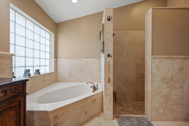1097 Aviary Road, Wellington, FL 33414