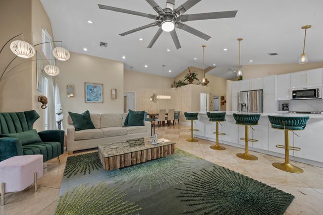 1097 Aviary Road, Wellington, FL 33414