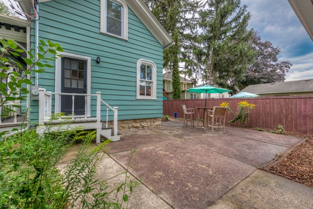 Address unavailable.