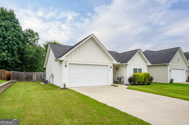9 Applewood Drive NE, Rome, GA 30165