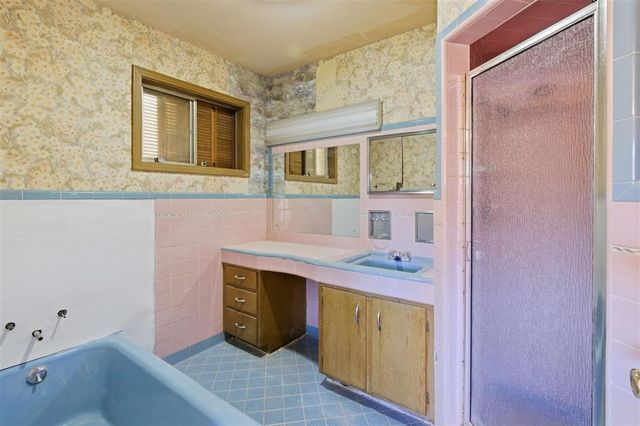 315 University Drive, Lake Charles, LA 70605