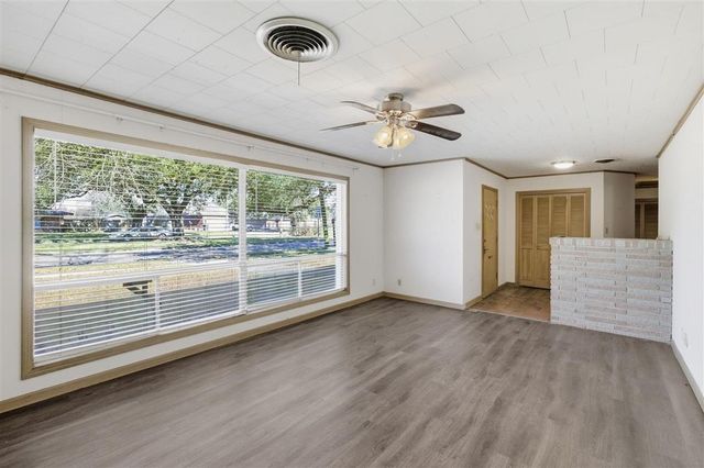 315 University Drive, Lake Charles, LA 70605