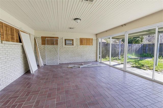 315 University Drive, Lake Charles, LA 70605