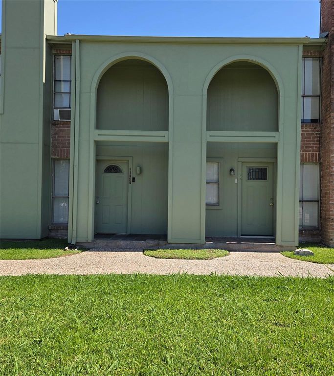 11529 S Kirkwood Road, Houston, TX 77477