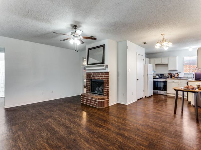 7212 Ashbourne Way, Fort Worth, TX 76133