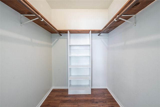 1170 Sailfish Street, Bayou Vista, TX 77563