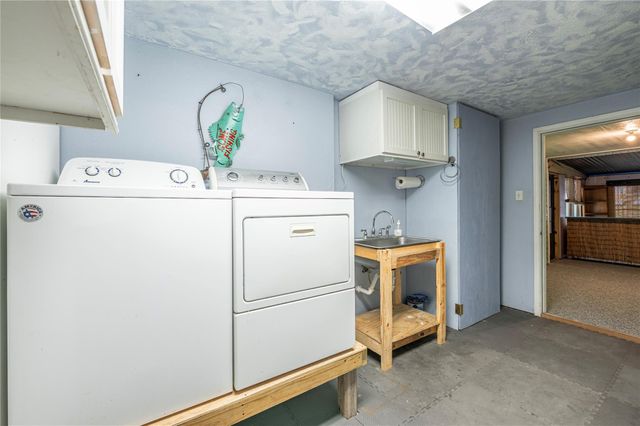 1170 Sailfish Street, Bayou Vista, TX 77563